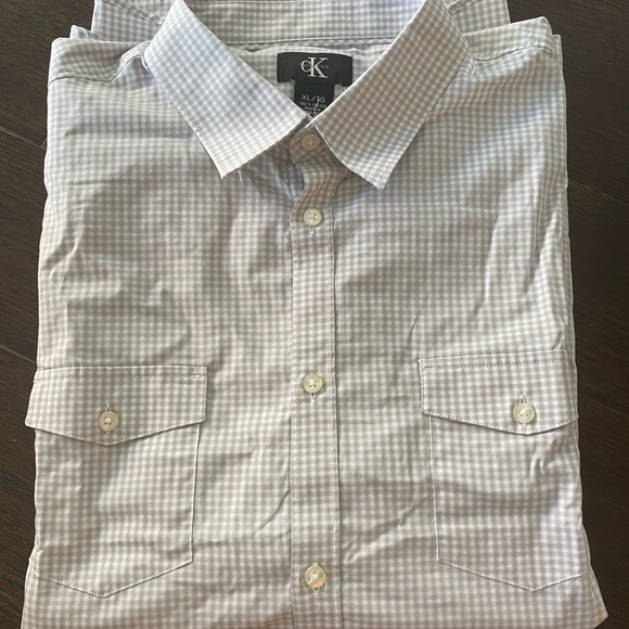 Calvin Klein brand new without tags shirt XL - Picture 2 of 3